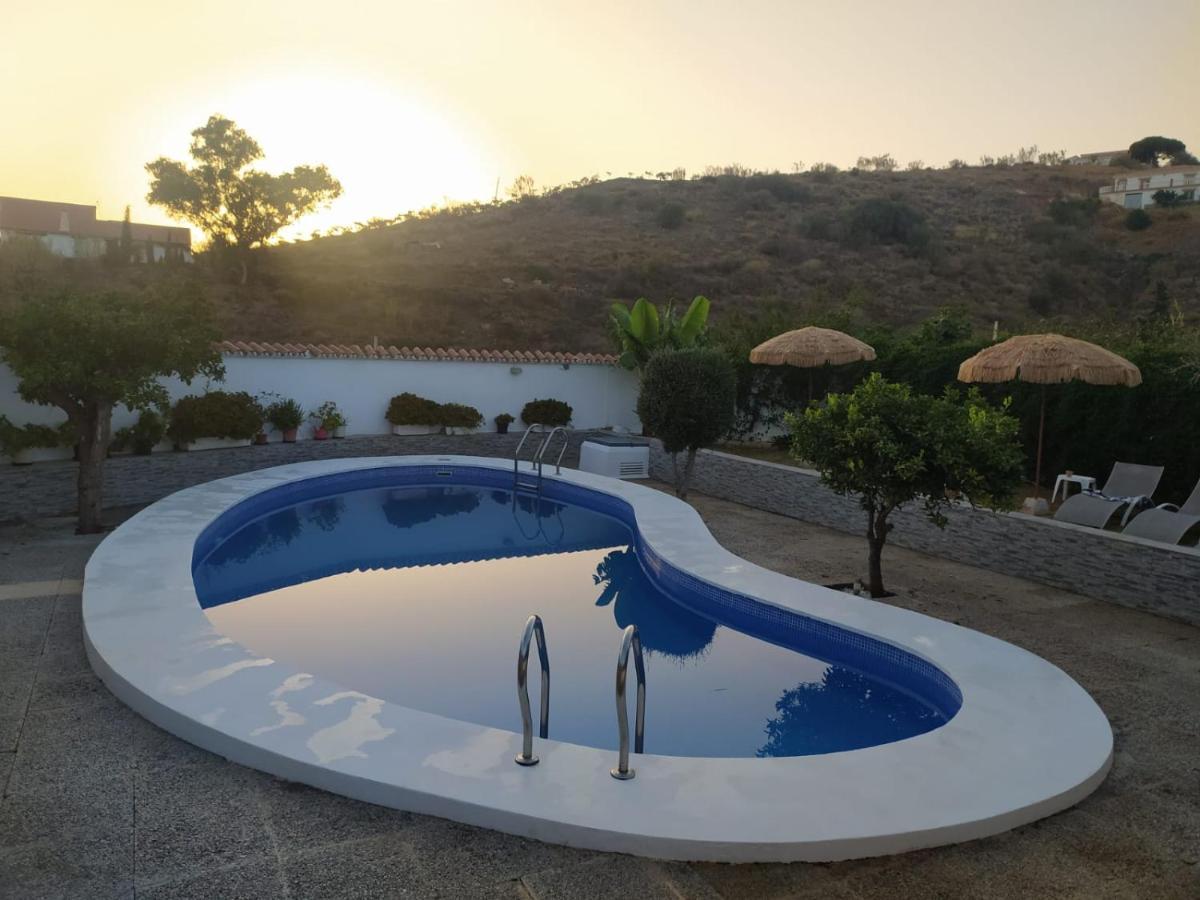 Villa Candela en Benajarafe piscina privada Bagian luar foto